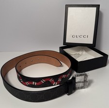 Cintura Gucci nuova con scatola nera/logo/rossa Kingsnake autentica 41 pollici