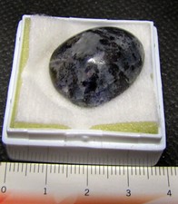 Minerali  Cabochon di VIOLANO ct.34,7 - mm 25x20x9   miniera di Praborna, AO