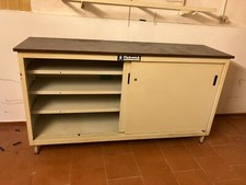 ARMADIO IN LAMIERA  DEGLI ANNI 90/2000 CON RIPIANI E ANTE SCORREVOLI