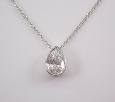 Collana e ciondolo set lunetta