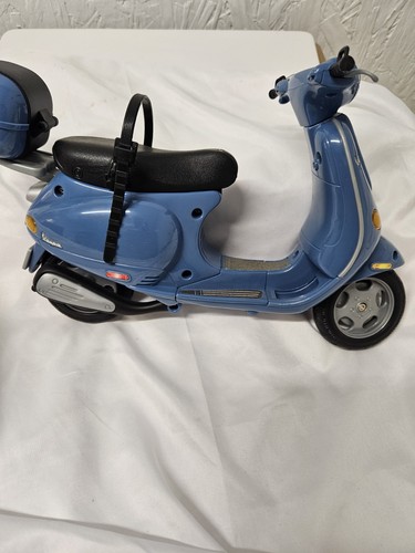 Barbie scene blu vespa - barbie, my