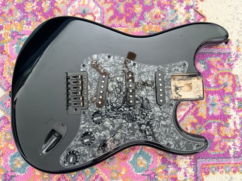 Corpo fender stratocaster - fender,