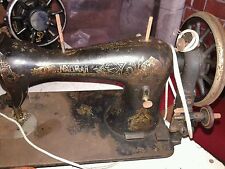 Macchina per cucire d'epoca naumann