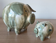 Coppia di maiali in ceramica