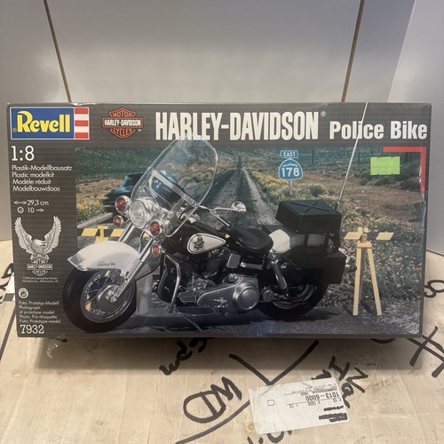 Revell harley davidson 8 - harley-davidson, 1:8