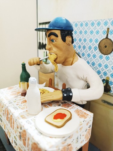 Statuina action figure - -,