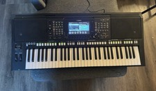 Yamaha PSR-S775 61-Key