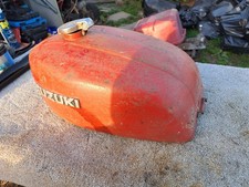 SUZUKI GT380 GT550 ? SERBATOIO BENZINA CARBURANTE MOTO METALLO 10