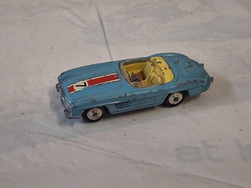 Corgi toys mercedes - corgi,