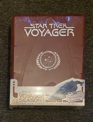 Star trek voyager - voyager, 1