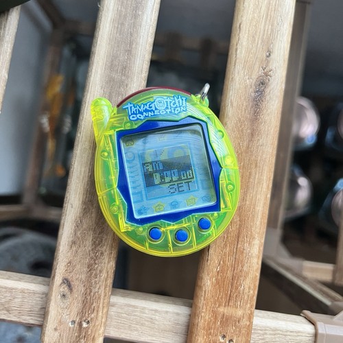 Bandai tamagotchi connection - tamagotchi,