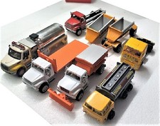 PLASTIC MODEL SET TRUCK