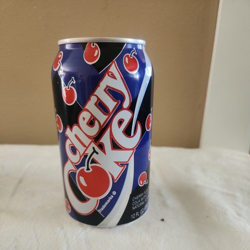 Lattina coca cola ciliegia