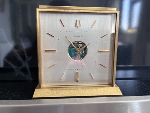 Bulova accutron spaceview 214 - spaceview,