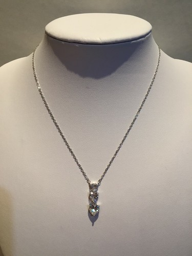 Collana color argento - , pendenti