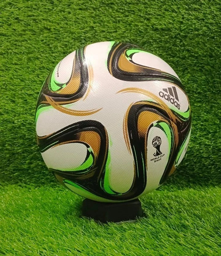 Pallone ufficiale calcio