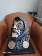Statua Doctor Doom. Marvel