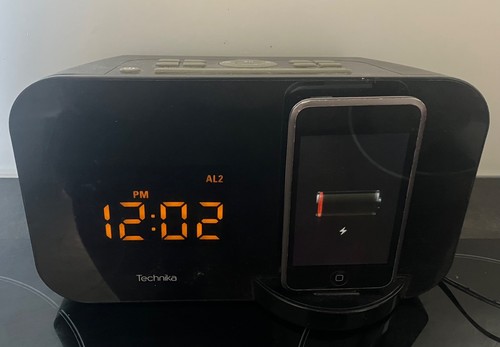 Technika clock dock - dock, radio