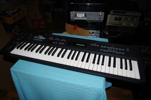 Sintetizzatore yamaha sy35 - yamaha,