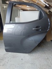 PORTA PORTIERA SPORTELLO POSTERIORE DIETRO SX SINISTRO TOYOTA YARIS 2020- 