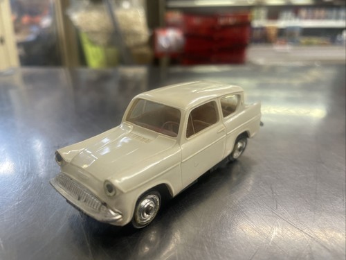 Norev ford anglia - norev,