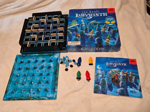 The magic labyrinth board game - the,