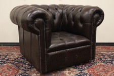 Splendida poltrona club Chesterfield chester pelle marrone originale inglese UK