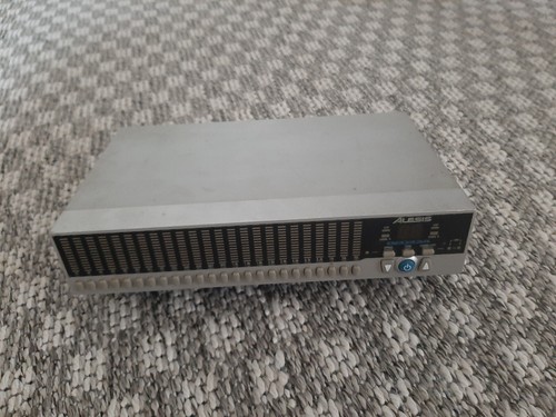 Alesis deq 224 - deq, equalizer
