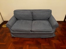 Bellissimo divano letto blu Ikea 2/3 posti usato ottime condizioni molto comodo