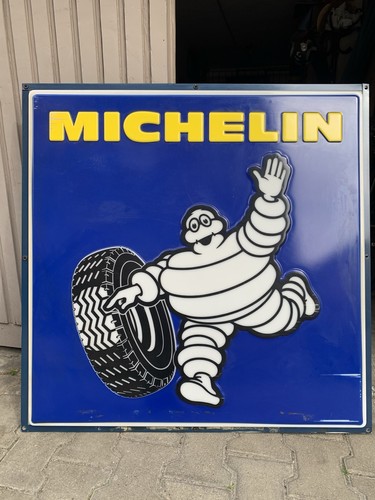 Insegna luminosa michelin - insegna,
