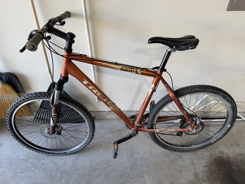 Trek 4300 alpha mountain bike - trek,