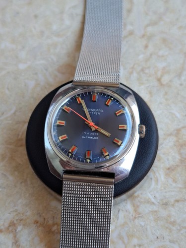 Orologio vintage carica