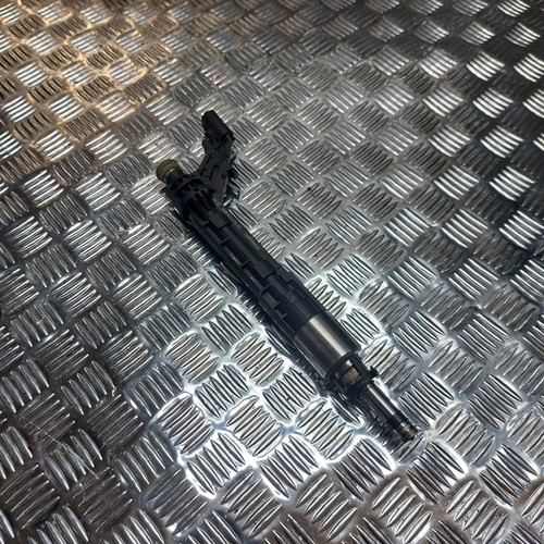 Iniettore carburante audi rs4 - iniettore,