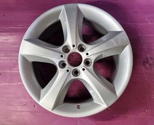 Cerchio in lega raggi stellati