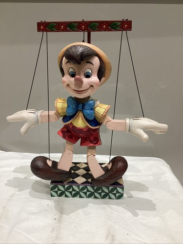 Disney traditions pinocchio - disney,