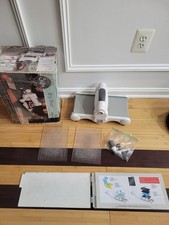 Sizzix Big Shot Die Cutting Machine - White/Gray 