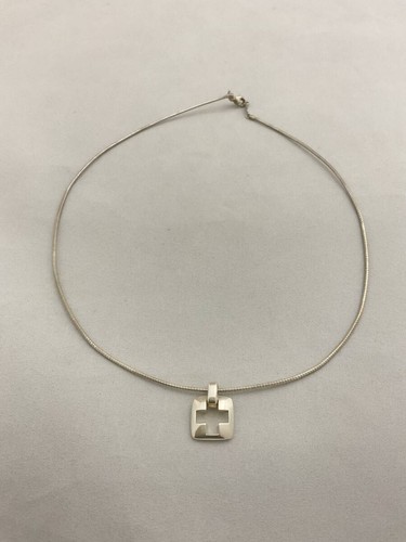 Autentica collana con ciondolo