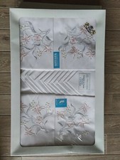 Corredo Lavorato A Mano