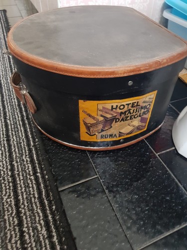 Vintage hatbox ancient - ,