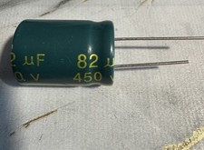 1pezzo 82uF 450V 105° Chongx