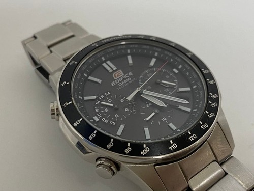 Orologio radiocomandato solare