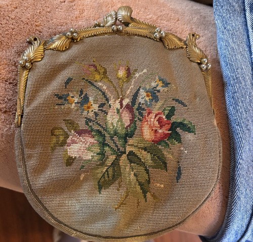 Antica borsa vittoriana con