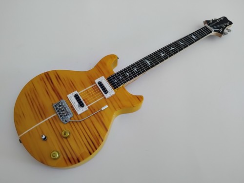 Chitarra miniatura carlos - in,