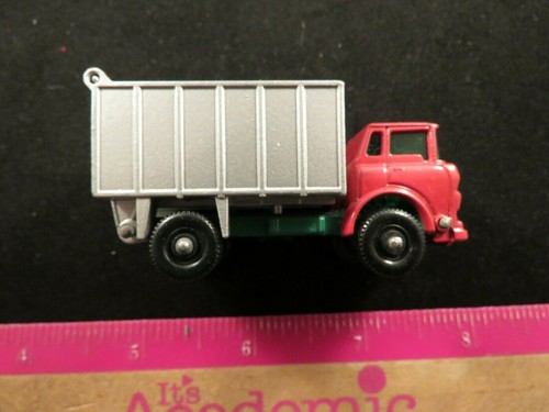 Camion ribaltabile vintage