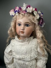 Bellissima bambola testa di