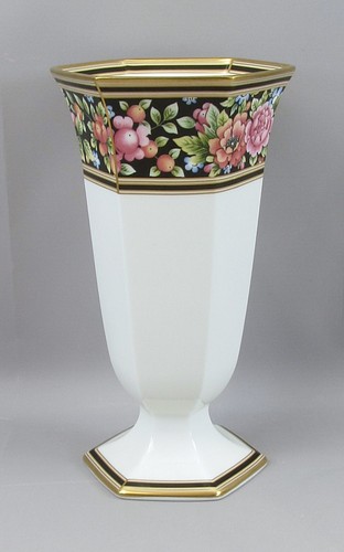 Wedgwood clio bone china vaso - wedgwood,