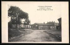 CPA Florent /Marne, Entrée du Village, côté Nord 