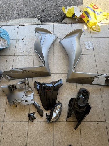 Carene ricambi honda 350 - ,