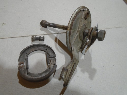Piastra ancoraggio freno - di,