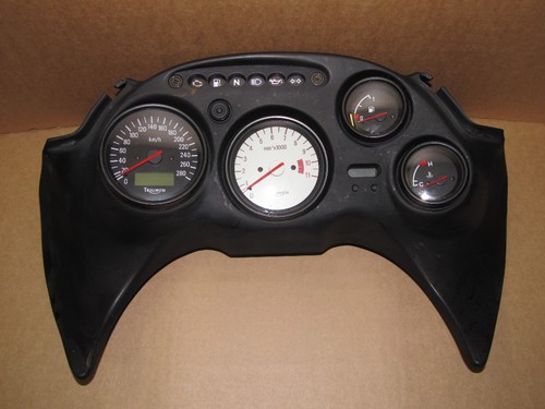 Triumph 955 sprint t - sprint, 695